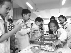 寧波一小學開設傳統美食課 學生每年要學做兩道菜