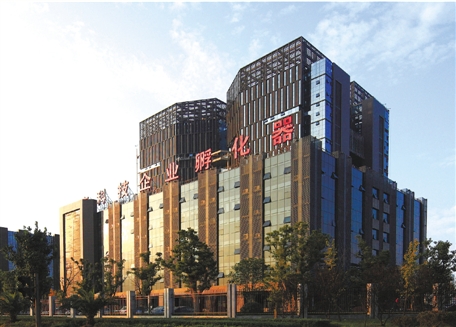 　　黑龍江省騰出閑置資產用以孵化高科技企業