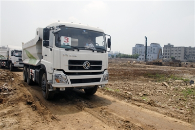 新型智能環保渣土車-靈核網