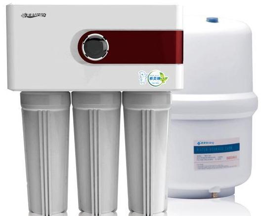 凈水器行業市場調整將迎更換維護高峰